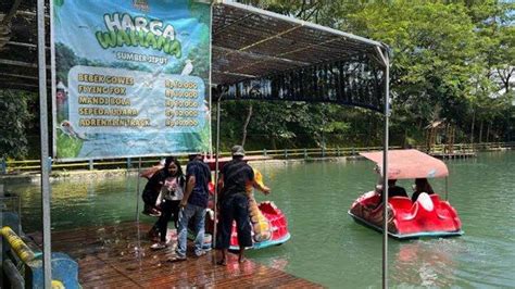 wisata alam sumber jiput kota kediri ramai dipadati pengunjung