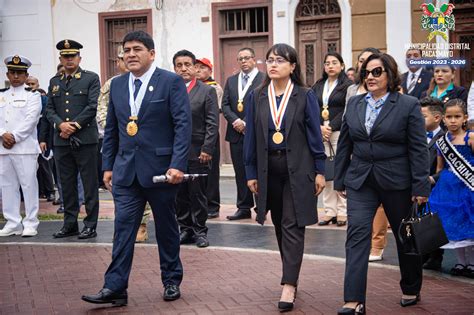 Izamiento y Sesión Solemne por el 199 Aniversario del Distrito de