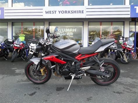 2013 63 Triumph Street Triple 675cc Naked Grey
