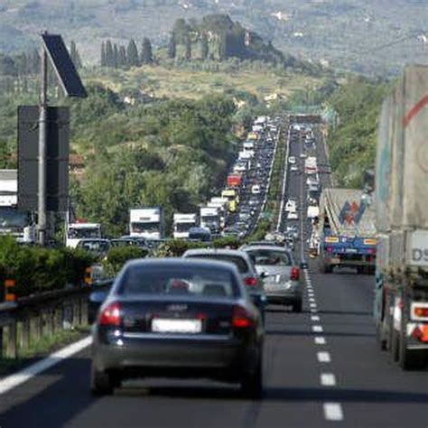 Autostrad arriva il Telepass europeo pedaggi più facili apcom