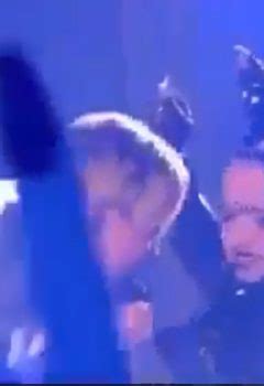 Miley Cyrus Un clip ou une sex tape Photos et Vidéo