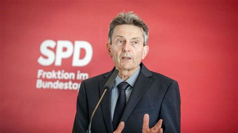 Mützenich erneut zum SPD Fraktionschef gewählt