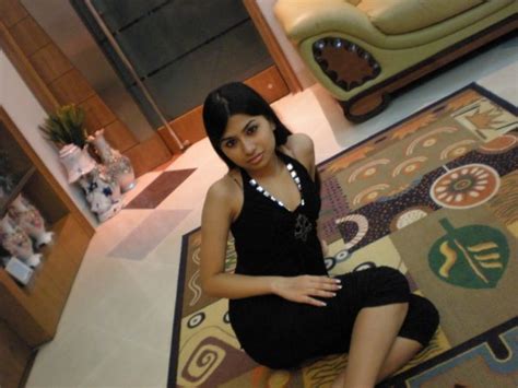 Charming Desi Babes Indian Girls Beautiful Babes Hot Wallpapers Actress Pics Wallpapers