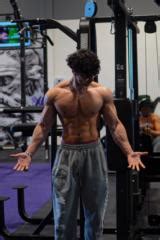 hussein farhat net worth