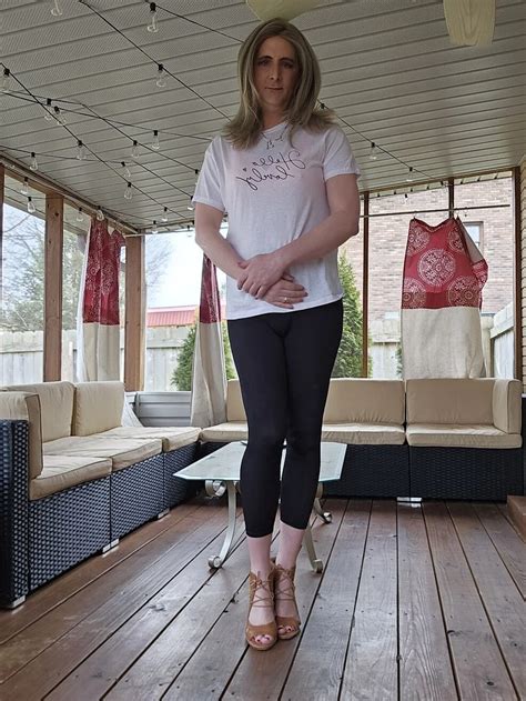 Crossdressing Fun Outside Nude Pics XHamster