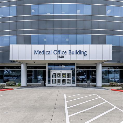 Houston Passport Photo Services: 14053 Memorial Drive Location 10