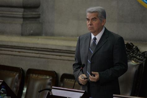 Giran Orden De Captura Contra Ex Presidente Del Congreso De Guatemala