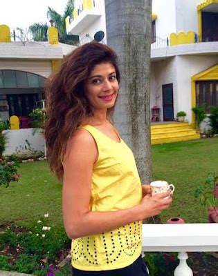 Pooja Batra Hot Girls Gallery