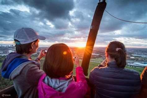Hot Air Ballooning Experience In Gold Coast Klook Philippines