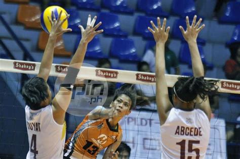 Meralco Completes V League Semifinal Cast With Quick Win Over Fourbees