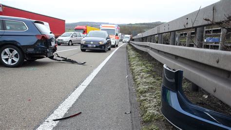 A Bei Kassel Schwerer Unfall Auf Dem Weg Zur Hochzeit Polizei