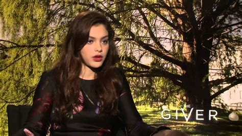 The Giver: Odeya Rush "Fiona" Official Movie Interview | Movies, Odeya ...