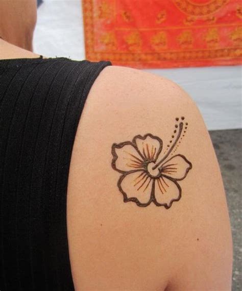 50 Simple Henna Tattoos For Women And Men 2019 Tattoo Ideas 2020