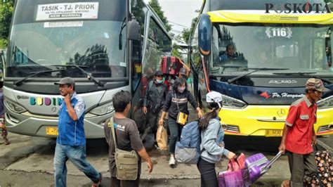 Jumlah Penumpang Bus Naik 23 Persen Saat H 3 Libur Nataru Poskota Co Id