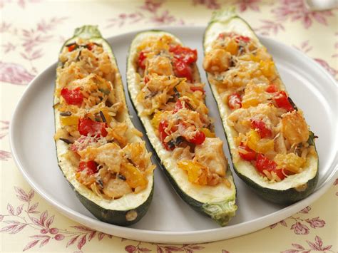 Zucchini Stuffed With Chicken Rice And Peppers Recipe Eat Smarter Usa