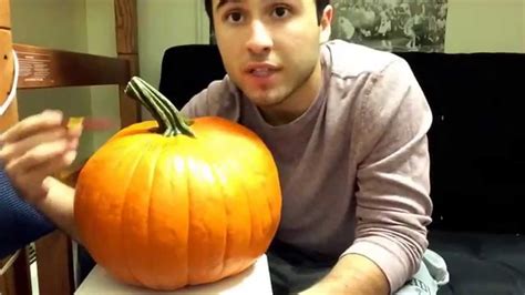 Demonstration Speech How To Carve A Pumpkin Youtube