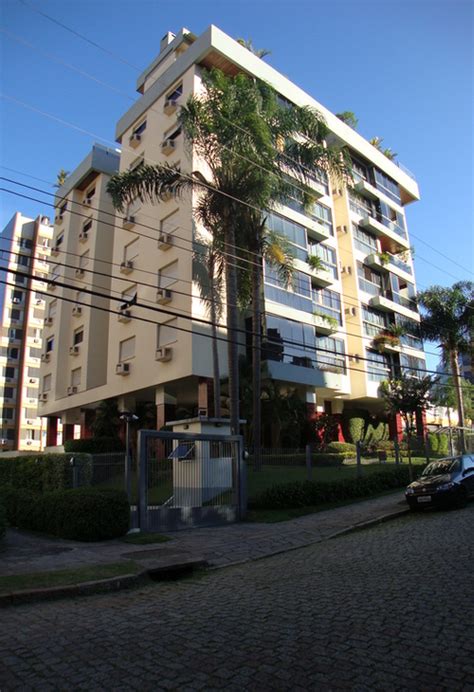 Condomínio Edifício Vila Bourbon Rua Sr Tauphick Saadi 33 Bela