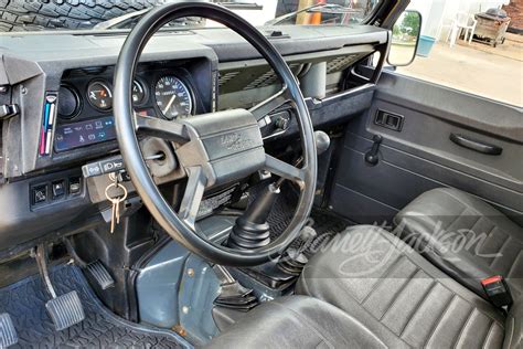 1988 LAND ROVER DEFENDER 90 Interior 244437