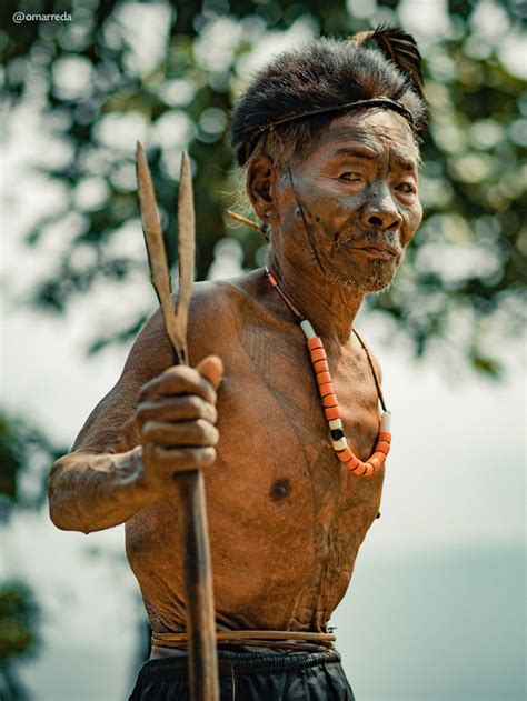 A Photographer Captured The Last Tattooed Headhunters Of India S Konyak