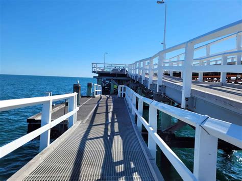 busselton jetty western australia info  jetty train ride