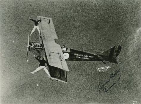 vintage everyday: Pilots Perform Grand Aerial Stunts In the 1920s ...