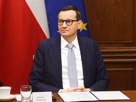 Lepiej By O Za Rz D W Mateusza Morawieckiego Czy Donalda Tuska Polacy