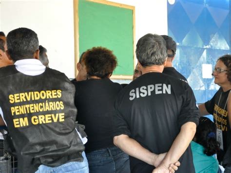 G1 Agentes em greve cumprem liminar e liberam visitas nos presídios