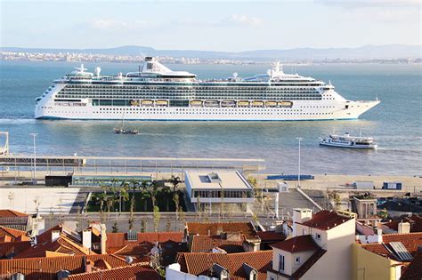 Royal Caribbean Cancels Brilliance Cruises Following Technical Issue