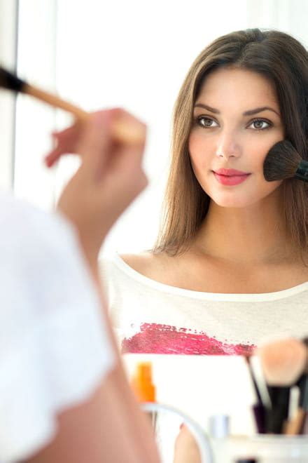 Come Truccarsi Passaggi Per Un Make Up Perfetto Magazine Delle Donne