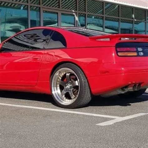 Nissan 300ZX Z32 – JDM Emirates