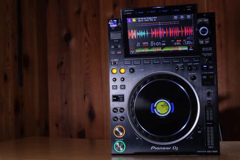 CDJ-3000 vs 2020: review + analysis of Pioneer DJ's new player - DJ ...