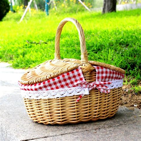 Country Style Wicker Picnic Basket Hamper With Lid Grandado