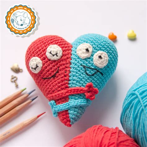 Crochet A Hugging Hearts Amigurumi Perfect Love Token For Valentines