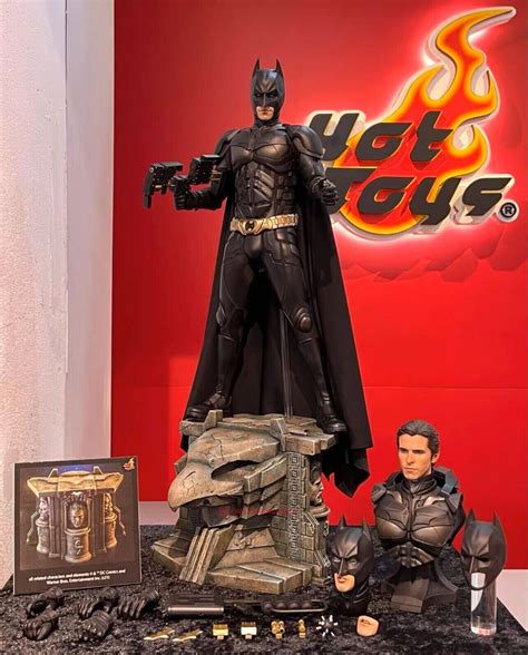 The Dark Knight Rises Hot Toys Batman