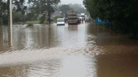 Rodovias De Santa Catarina São Interditadas Por Problemas Relacionados