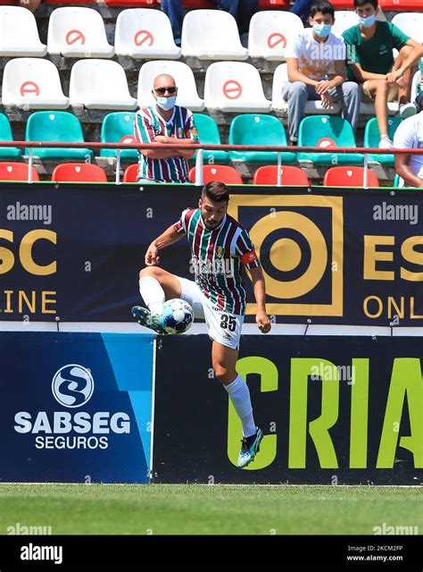 Sergio Conceição of Estrela Amadora SAD in action during the Liga