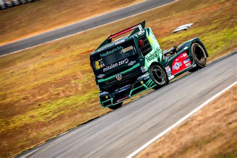 Felipe Giaffone Vence Corrida Da Copa Truck Em Goi Nia E Assume Vice