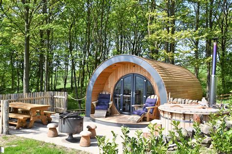 10 Stunning Hot Tub Glamping Holidays In Yorkshire Yorkshire Tots To Teens