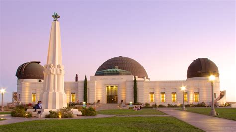 Griffith Observatory, California [2048x1152] : r/ArchitecturePorn