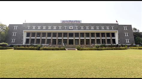 Afmc Pune To Celebrate Platinum Jubilee With An Academic Treat To