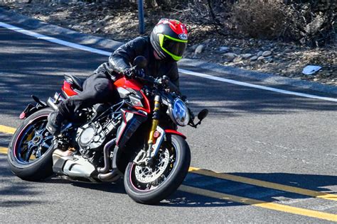 2022 MV Agusta Brutale 1000 RR Review Cycle News