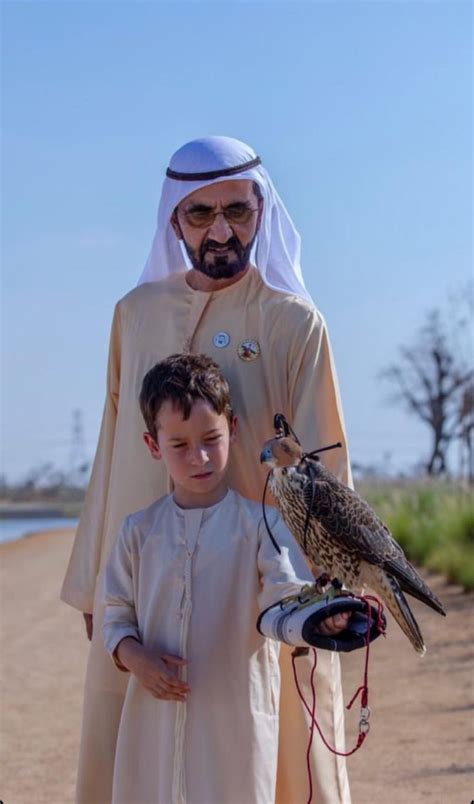 Mohammed Bin Rashid Bin Saeed Al Maktoum Y Su Hijo Zayed Bin Mohammed