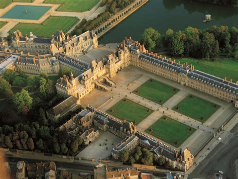 Aerial view of Château de Fontainebleau | Artsy