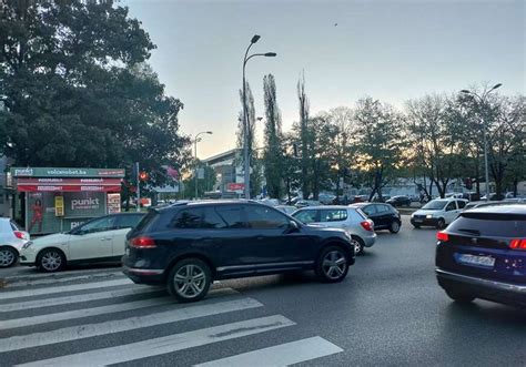 VIDEO Udes u centru Banjaluke Stvorene ogromne gužve na raskrsnici