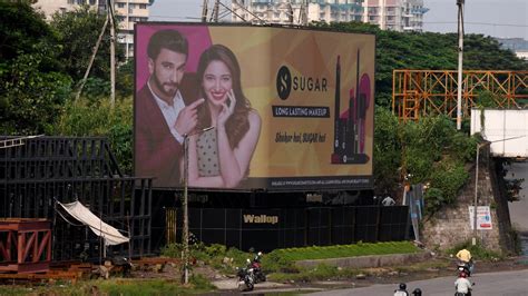 Mumbai Bmc Tightens Regulations Regarding Hoardings After Ghatkopar