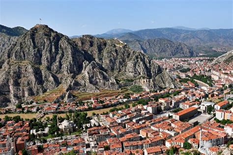 Amasya Gezilecek Yerler Tarihi Kral Kaya Mezarlar Ve Ferhat Su Kanal