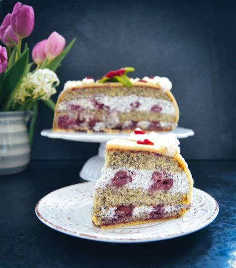 Marzipantorte Mit Mohn Und Kirschen Rezept Marzipantorte Marzipan