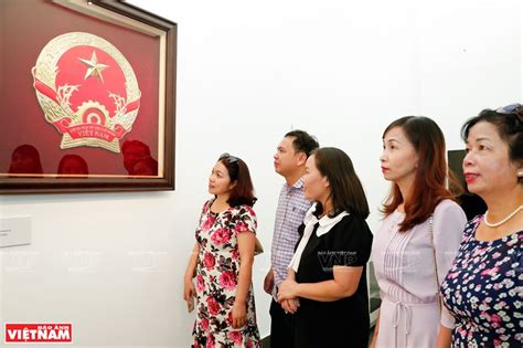 Sketches Of Vietnams National Emblem On Display