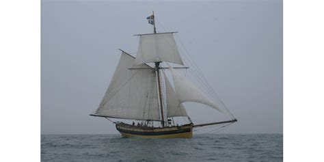 Ille Et Vilaine Saint Malo La R Plique D Un Bateau Du Corsaire