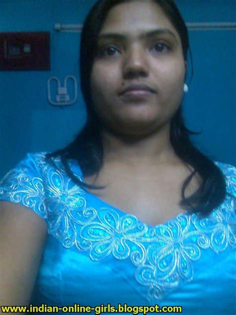 Indian Hot Dating Night Club Pub Girls Bangladeshi Girl Posing In Sexy Bra And Petticoat